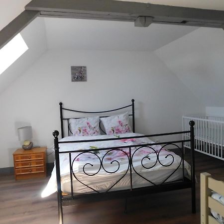 Ferienwohnung bienvenue chez nous Fontenay-sur-Eure Exterior foto